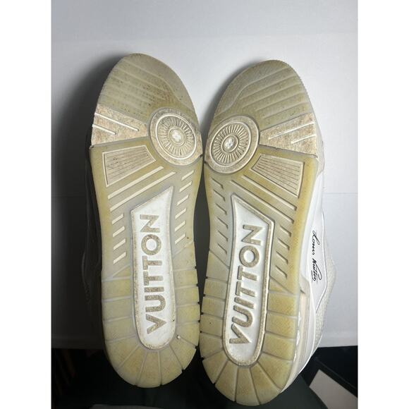 Louis Vuitton trainers - Picture 5 of 8